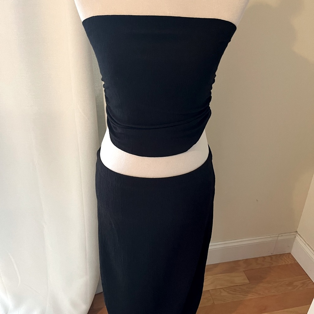 ✨✨Black Ruched-side Crop Top Skirt Set!✨✨